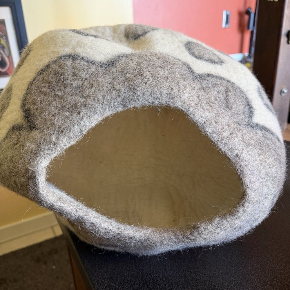 Large Cat Cave Premium Felted Organic Wool Bed Eco Kitty Gray Flower Whimsy